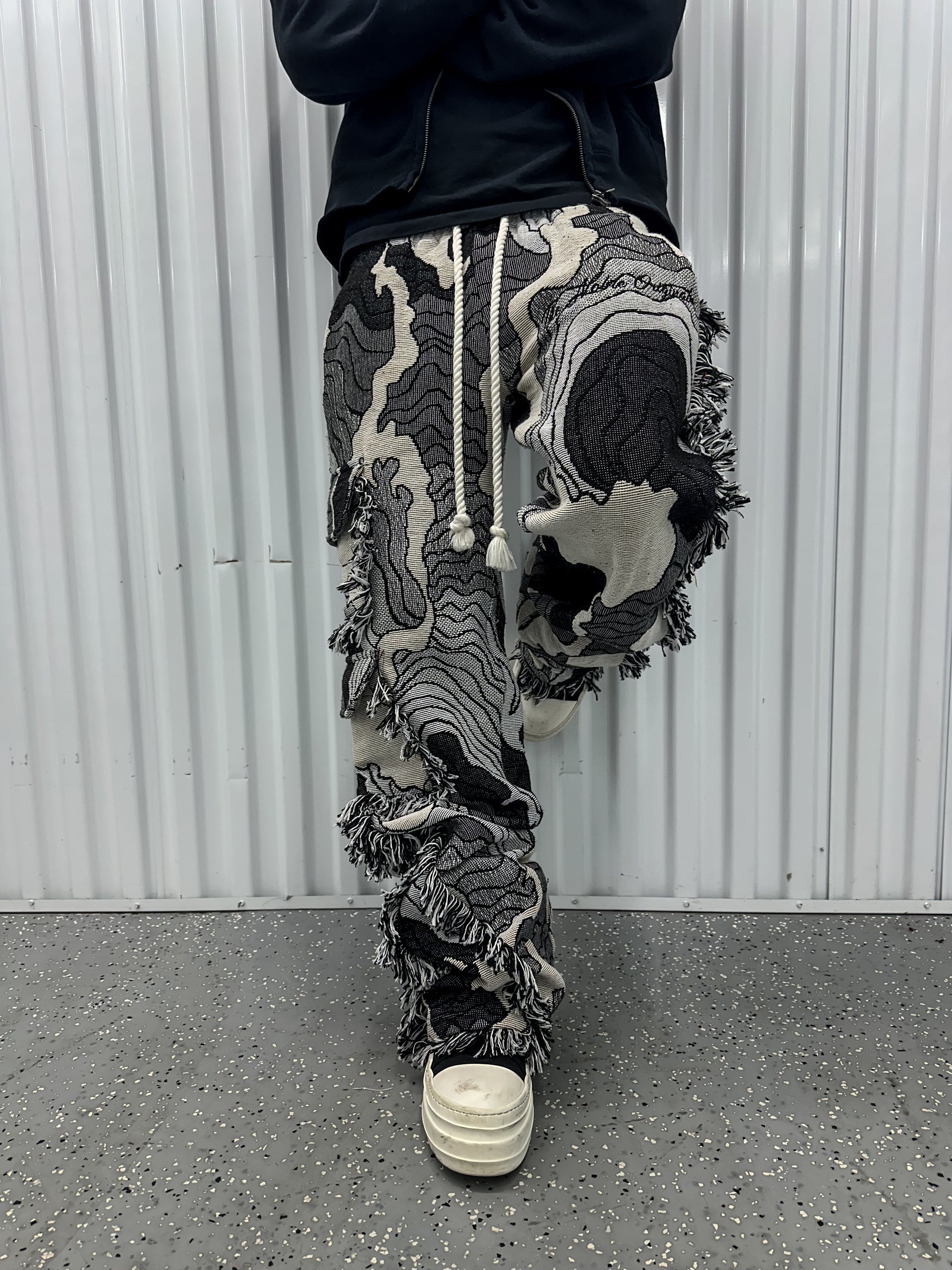 “ONYX” Pattern Tapestry Pants